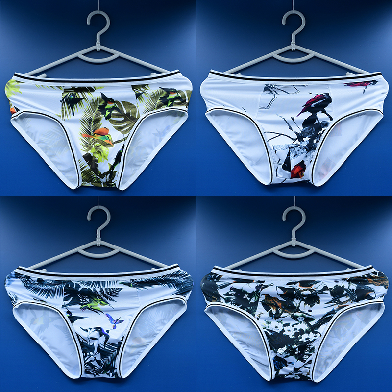 4 Pairs of Men's Mid-Waist Briefs, Sexy Narrow Edge, Sports Anti-Chafing Ice Silk Quick-Drying Underwear with Pure Cotton Crotch