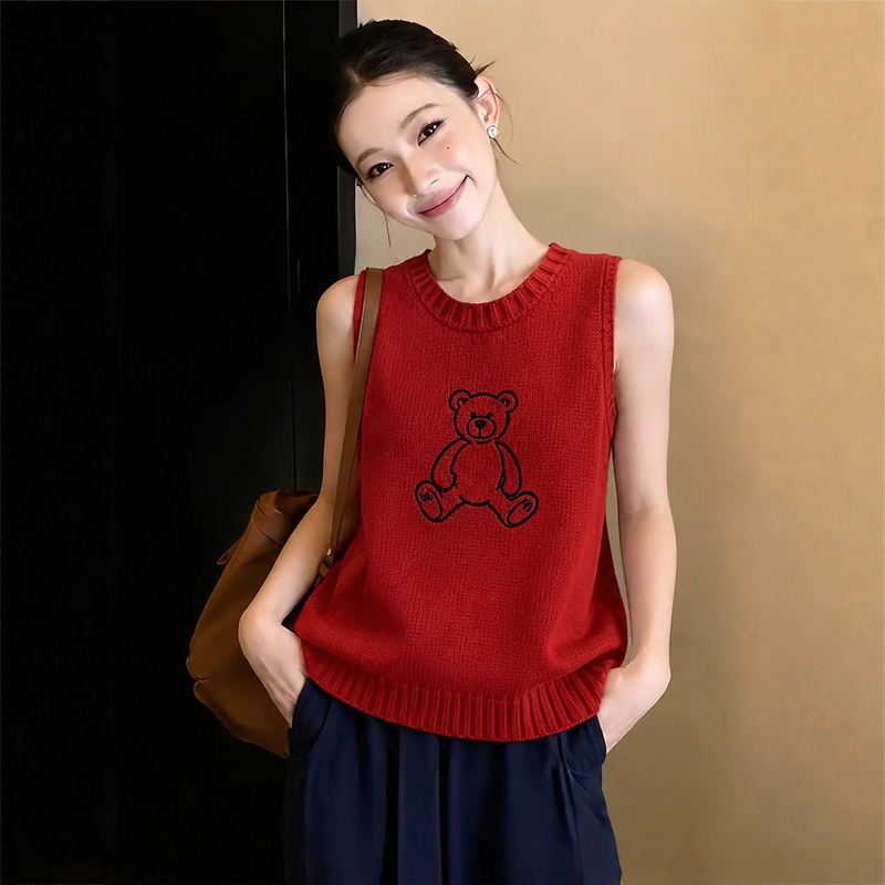 Korean-Style Bear Embroidery Knit Vest for Women, Summer Niche Red Round-Neck Sleeveless Inner Wear, Commuter Style Elegant Top