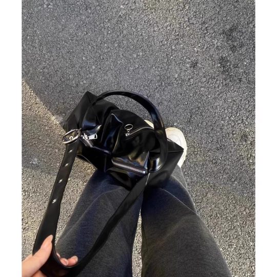 原创辣妹包包女式2025新款软皮托特包潮时尚斜挎单肩休闲大容量包