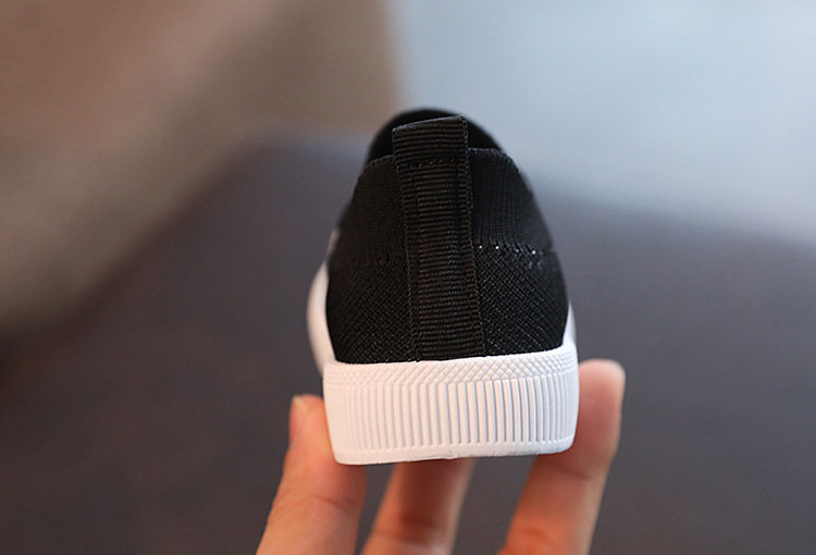 Детский сад комнатный Обувь 2024 весна удар Толкать ребенок холст обувь ребенок воздухопроницаемый легкий скольжение мальчиков обувь 