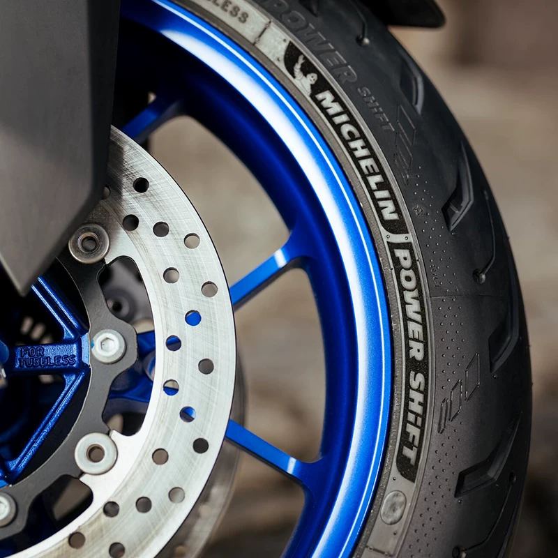 [Новый продукт] Шина для скутера Michelin POWER SHIFT 120/70R15 160/60R15