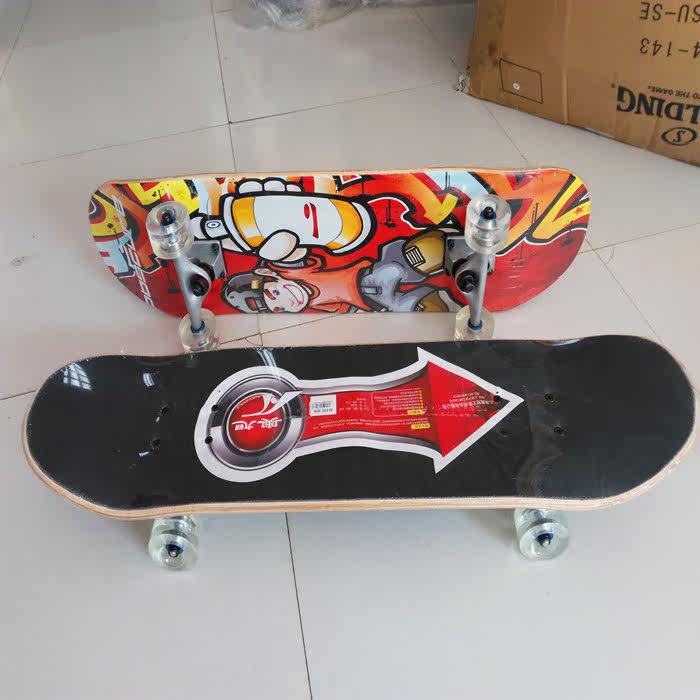 Skateboard pour homme femme enfant - Ref 2595596 Image 8