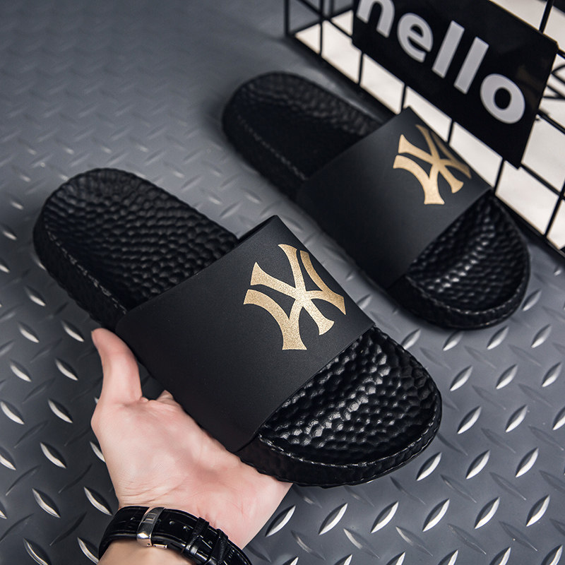 Summer Slippers Men's 2022 New Sports Casual Large Size Scales for Men's Bathrooms Bath Deodorized Anti-Slip Sandals