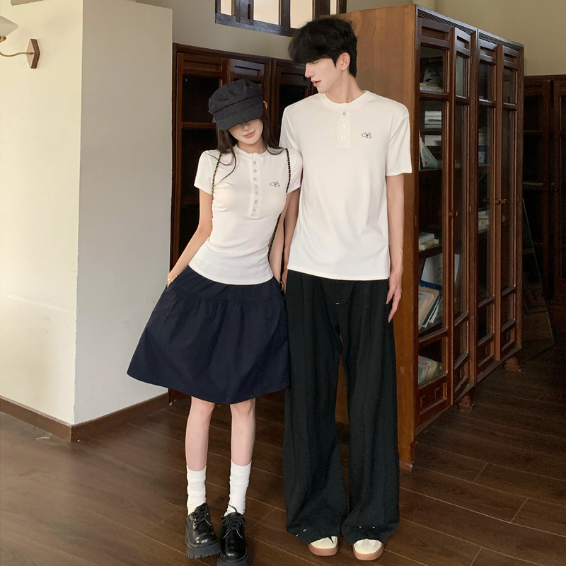 2026 New Couple Outfits, One Male and One Female, College Style, Regular Shoulder T-Shirts, Slim-Fit Short-Sleeve Tops, Half-Length Skirts, Two-Piece Set