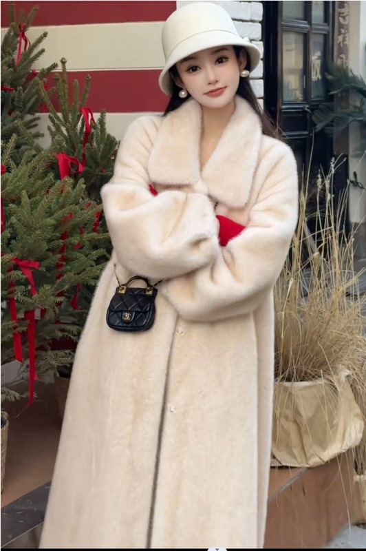 2026 Autumn and Winter New Faux Mink Fur Integrated Coat Thickened Warm Eco-Friendly Fur Coat Women's Clothing 2026 Autumn and Winter New Faux Mink Fur Integrated Coat Thickened Warm Eco-Friendly Fur Coat Women's Clothing