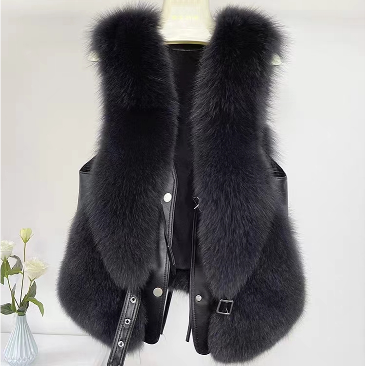 Fur Vest for Women, Short Style, 2025 Autumn and Winter New Model, Faux Fox Fur, Stylish, Youthful, Fashionable, Thickened Vest Fur Vest for Women, Short Style, 2025 Autumn and Winter New Model, Faux Fox Fur, Stylish, Youthful, Fashionable, Thickened Vest