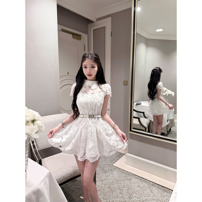 Qiauuu M1U* Series Young Lady Yuan Ying's Same Style Hollow-Out Heavy Lace Sweet Daughter Dress for Women Qiauuu M1U* Series Young Lady Yuan Ying's Same Style Hollow-Out Heavy Lace Sweet Daughter Dress for Women