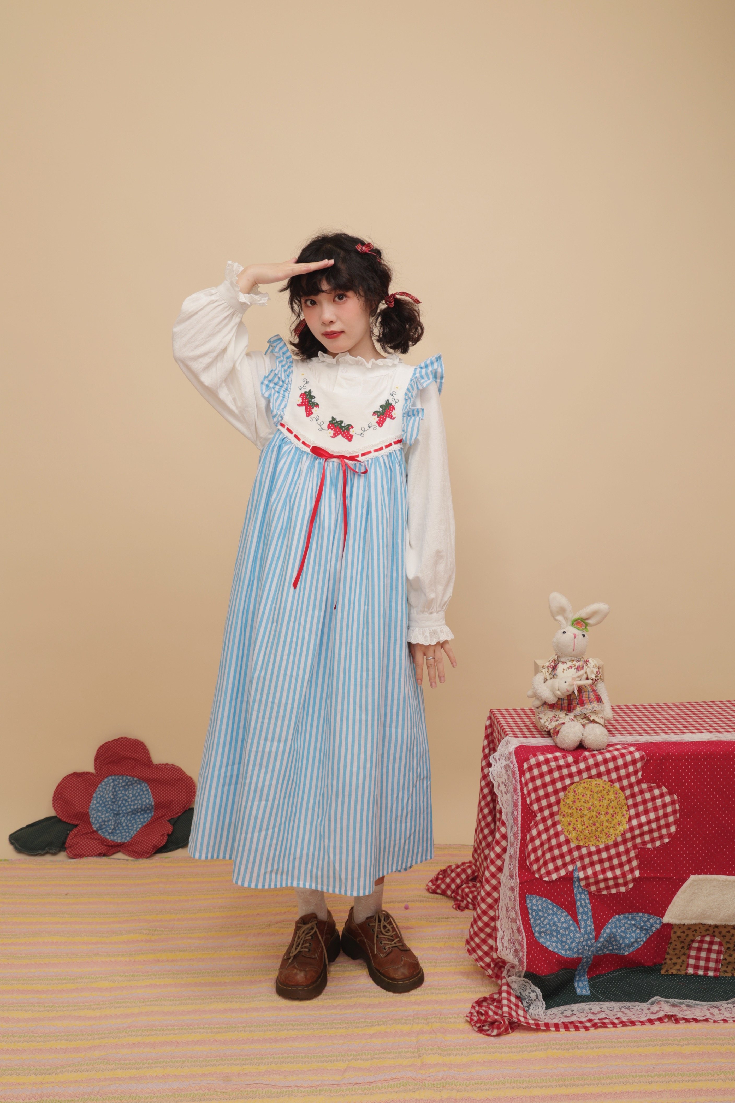 20%OFF】ヴィンテージガーリー いちごアップリケ フリルスリーブ