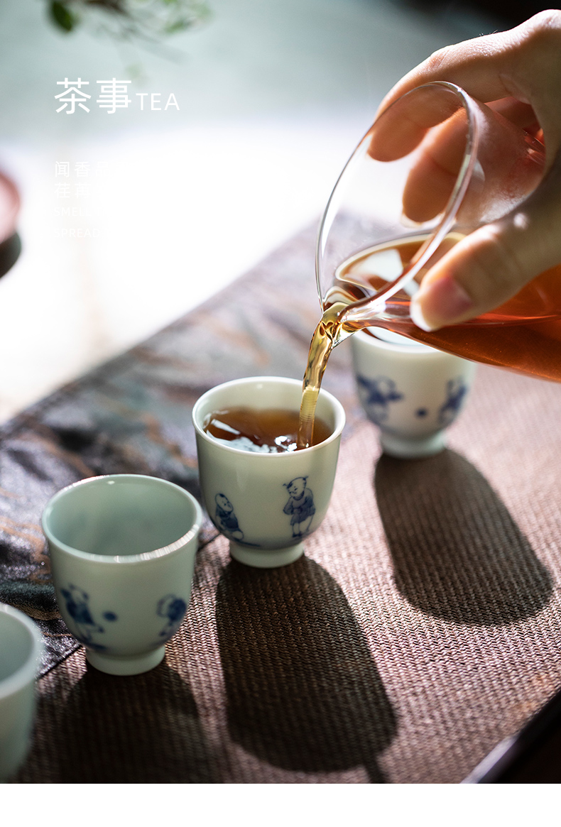 Mountain sound jingdezhen pure manual hand - made antique blue - and - white tong qu cup 50 ml sample tea cup high - end master cup single CPU