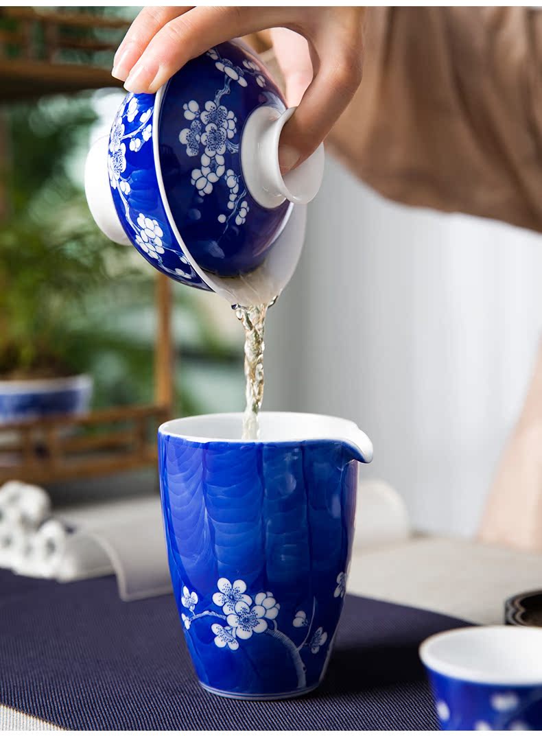 Ice name plum series suit jingdezhen blue and white pure manual tureen hand - made teacup kung fu tea set suits for high temperature ceramic