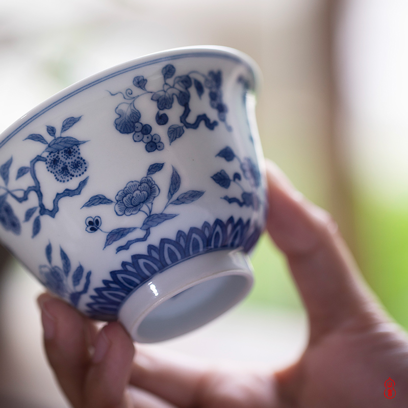 Poly real rings don hand - made jingdezhen blue and red fruit only three tureen checking high - end orphan works covered bowl bowl tea sets