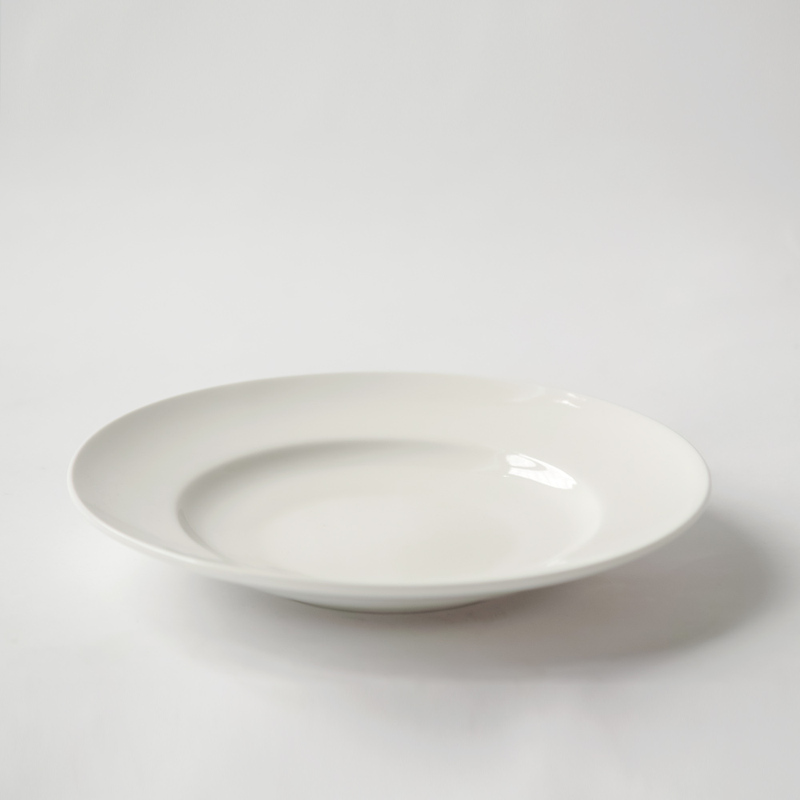 Now |   Chè Wide-Rimmed Small Plate, Medium Size, Goose Feather White, Handmade Vessel, Dinner Plate, Bone Dish, Is Part of the Series.