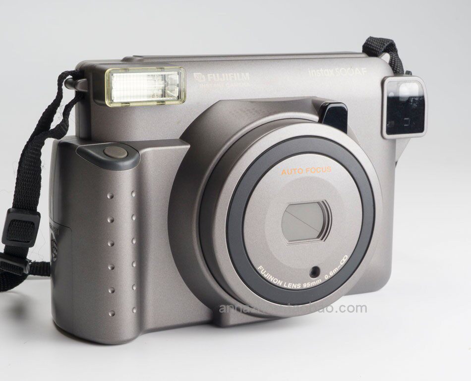 FUJI FUJI instax 500AF Full autofocus wide-format primary imaging polaroid spot