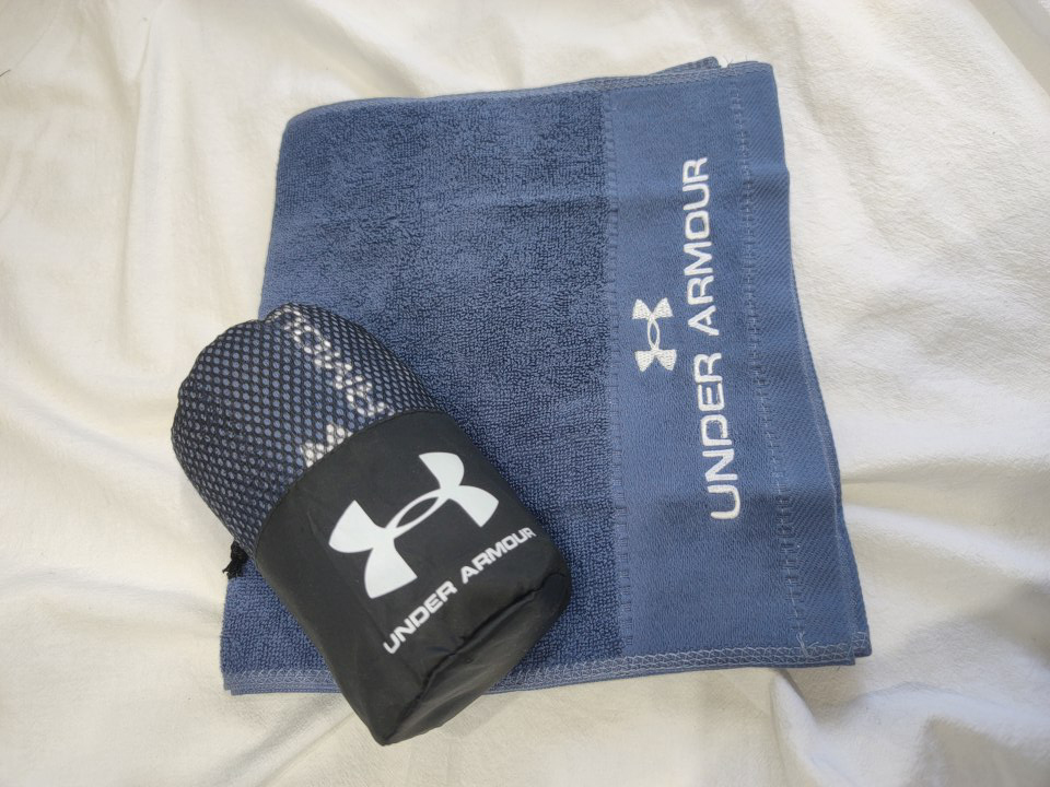 Haze Bluehave more cash than can be accounted for motion towel Sweat absorption gym men and women physical exercise Basketball run Wipe sweat towel Customizable