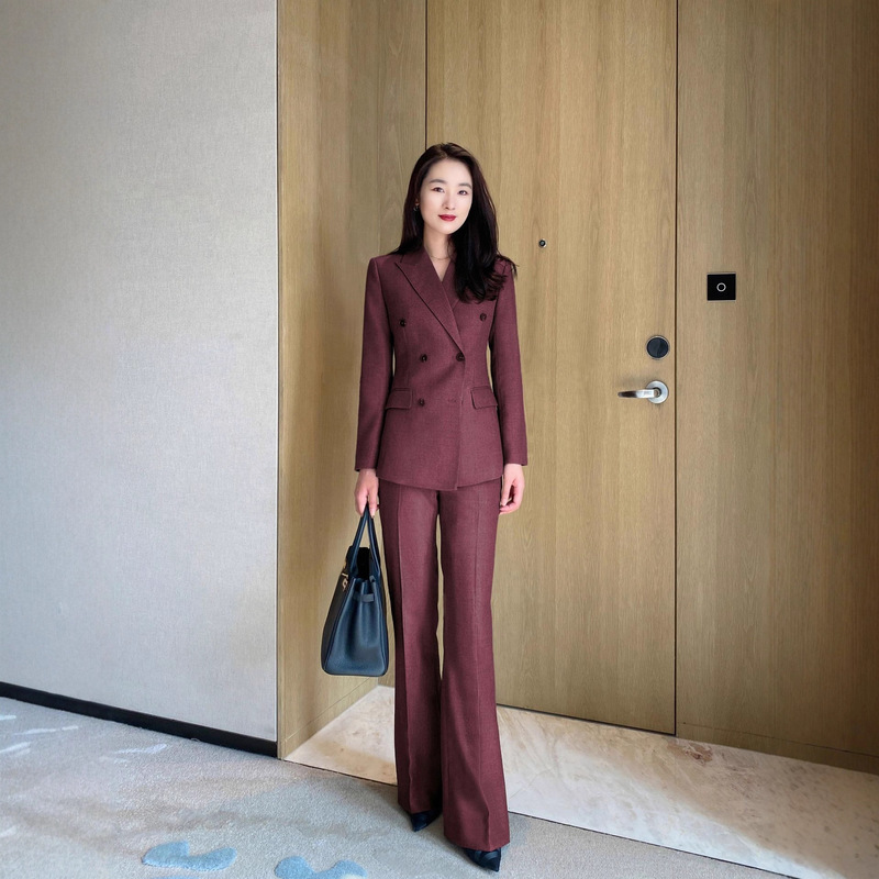 High-End Elegant Professional Suit for Women, New Autumn and Winter Slim-Fit Bordeaux Red Blazer Set, Fashionable Suit