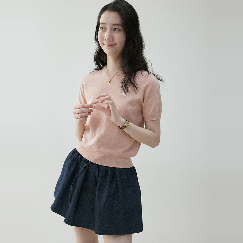「Mustard Pie Vooe」Solid Color English Embroidered Round Neck Knitted T-Shirt for Women, New Summer Style, Loose Casual Top 「Mustard Pie Vooe」Solid Color English Embroidered Round Neck Knitted T-Shirt for Women, New Summer Style, Loose Casual Top