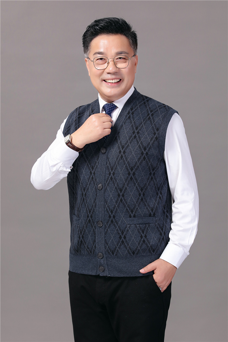 Áo len nam cộng với áo len nhung dày, áo vest trung niên mùa thu và mùa đông đan áo len cổ chữ V áo vest đen