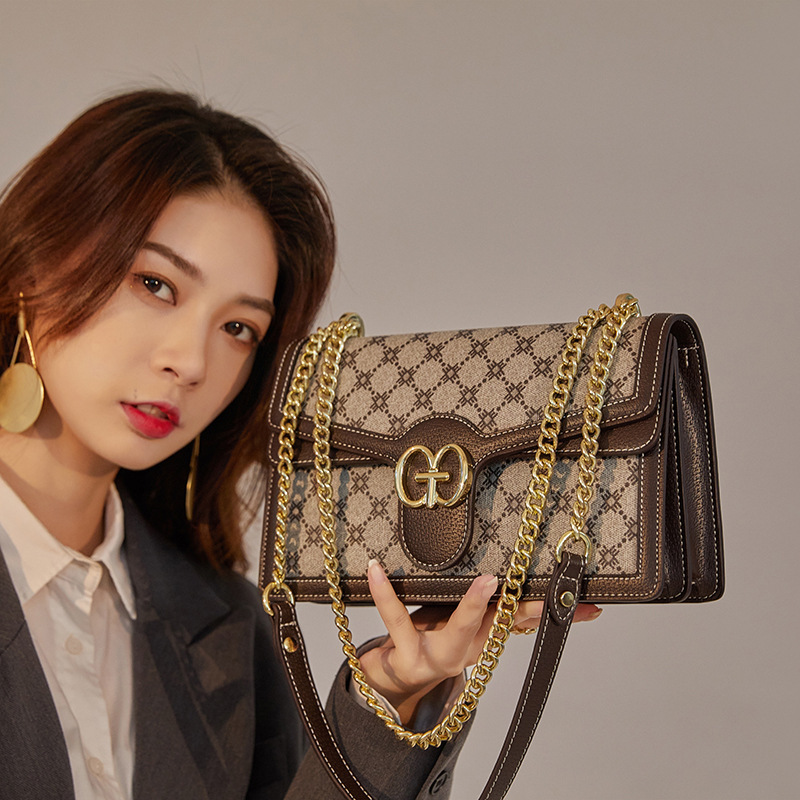 2026 Popular Exquisite Handbag for Women, Classic Retro Monogram Bag, Versatile Shoulder Crossbody Chain Bag, Small Square Bag