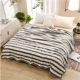Tấm lông cừu dày san hô đơn mảnh dày mùa đông flannel đơn chăn ngắn sang trọng 1,8m giường cộng với nhung nam và nữ thảm nhung trải giường