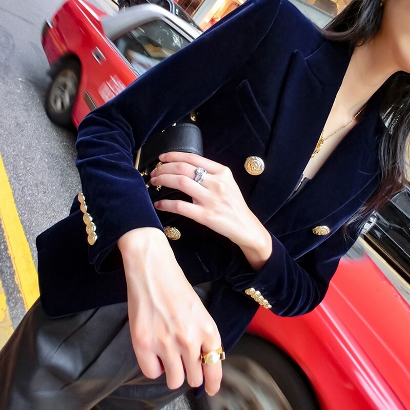 Spring and Autumn New Style Velvet Blazer for Women, Slim Fit, Versatile Double-Breasted Velvet Suit Jacket, Trendy