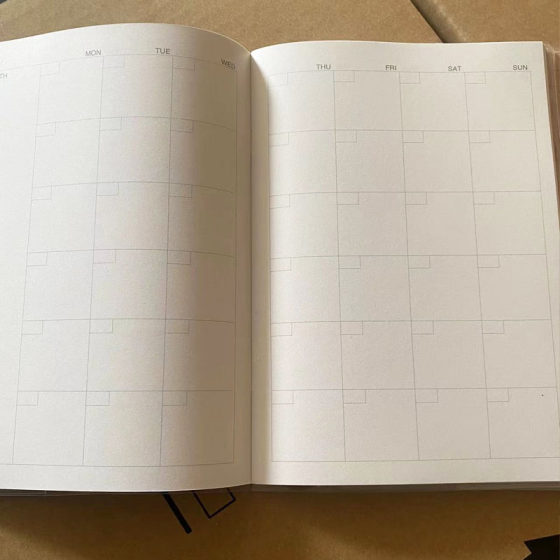 日本MUJI无印良品笔记本子素色月记周记付日程表计划本记事日程本