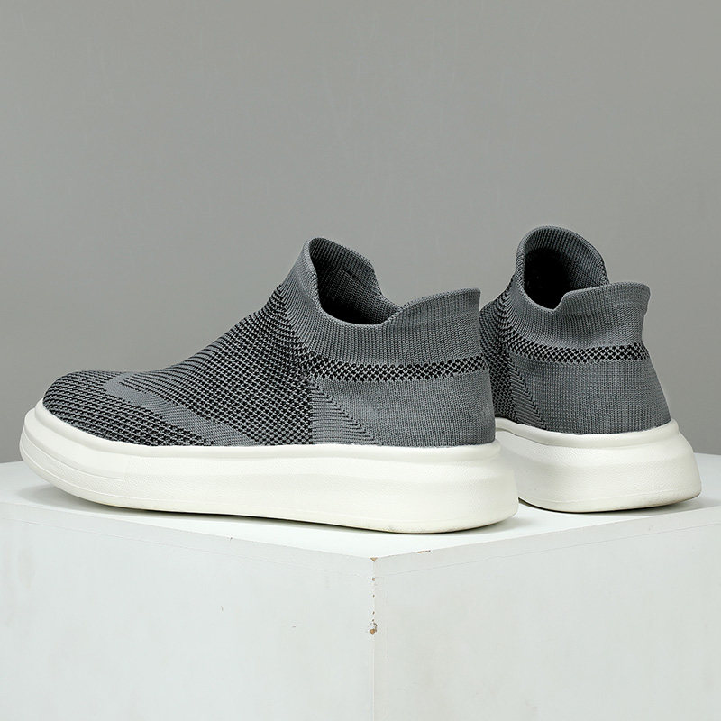 2022 new summer thinly-shaped sloth one foot pedal wave shoes net face breathable casual 45 socks mouth 46 large size for men's shoes