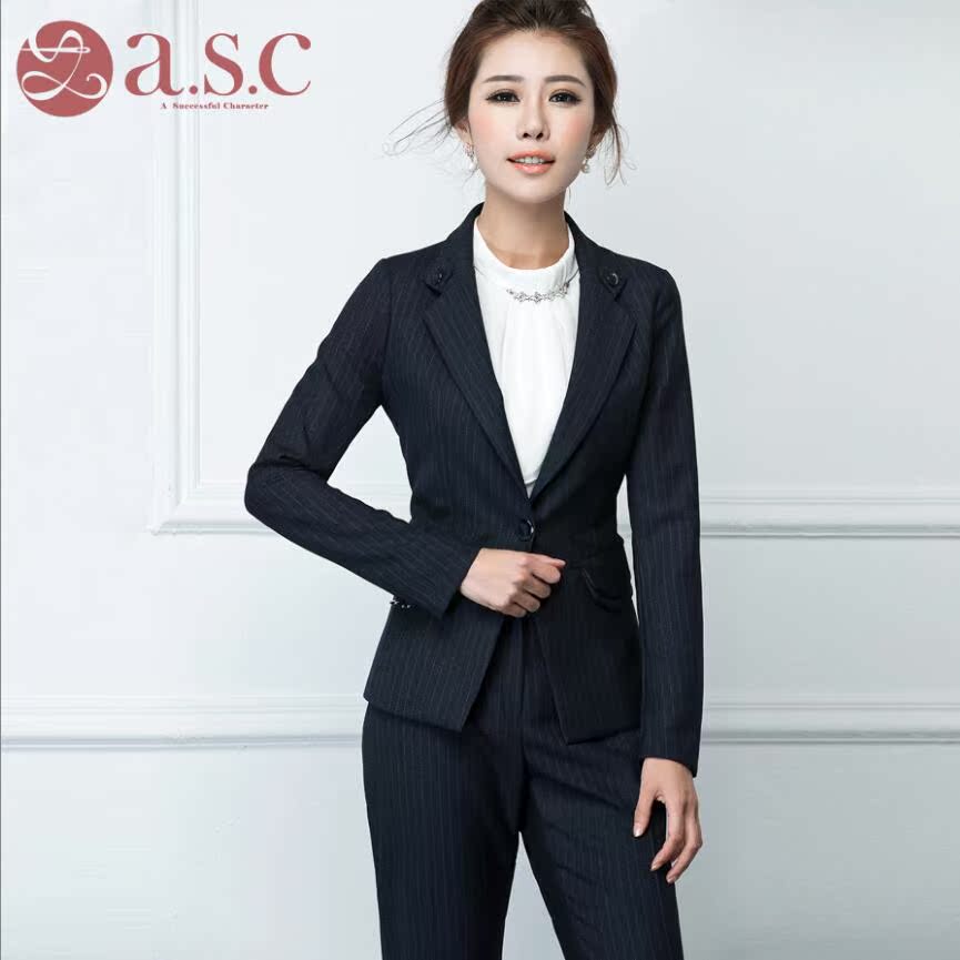 Tailleur femme - Ref 3242309 Image 3