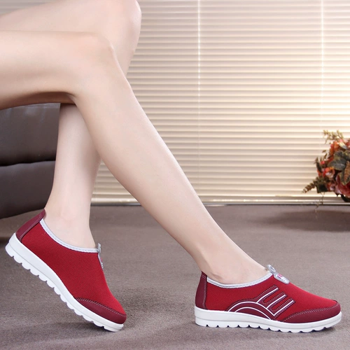 Модные слипоны, нескользящие дышащие туфли для матери, спортивная обувь для ходьбы, мягкая подошва, для среднего возраста