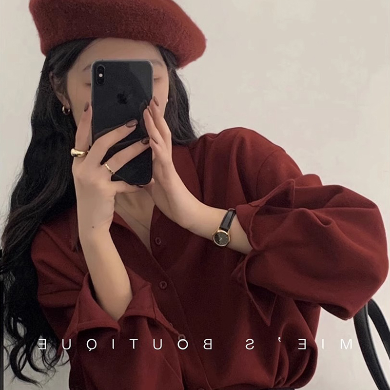 Hong Kong Style Retro Angora Maroon Shirt for Women, Early Autumn 2025 New French Layered Shirt, Inner Layering Top