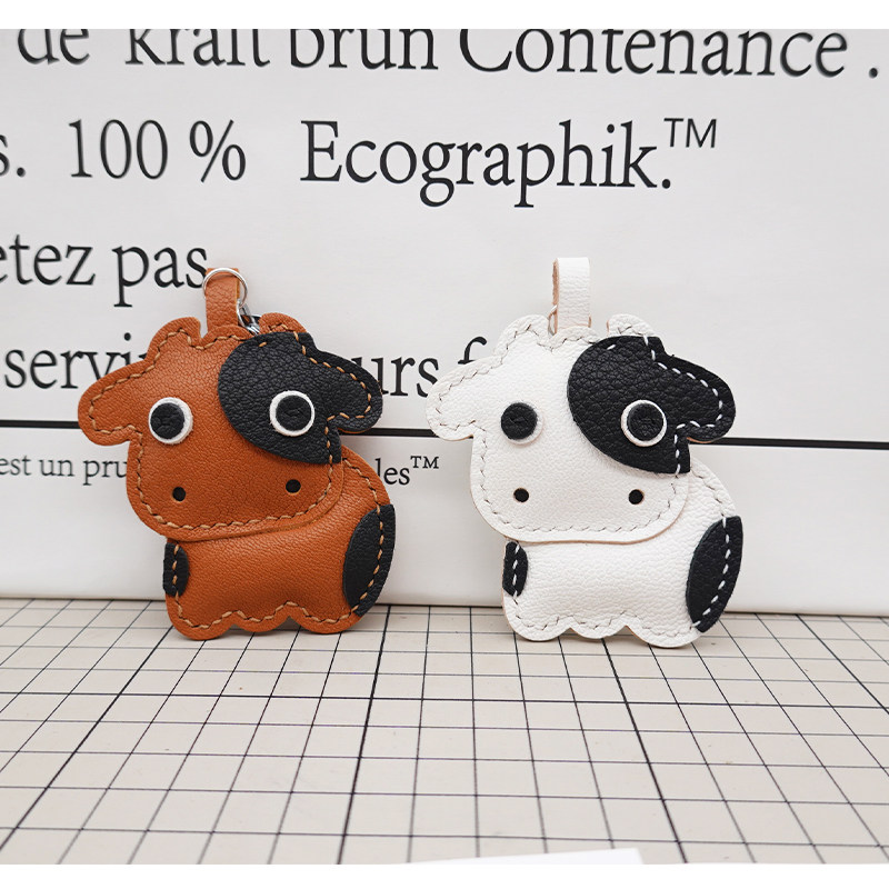 2021 New Year Gift Cow Cow Zodiac Couple Keychain Bag Hanging Leather Diy Material Bag With Chopping Hole Handmade
