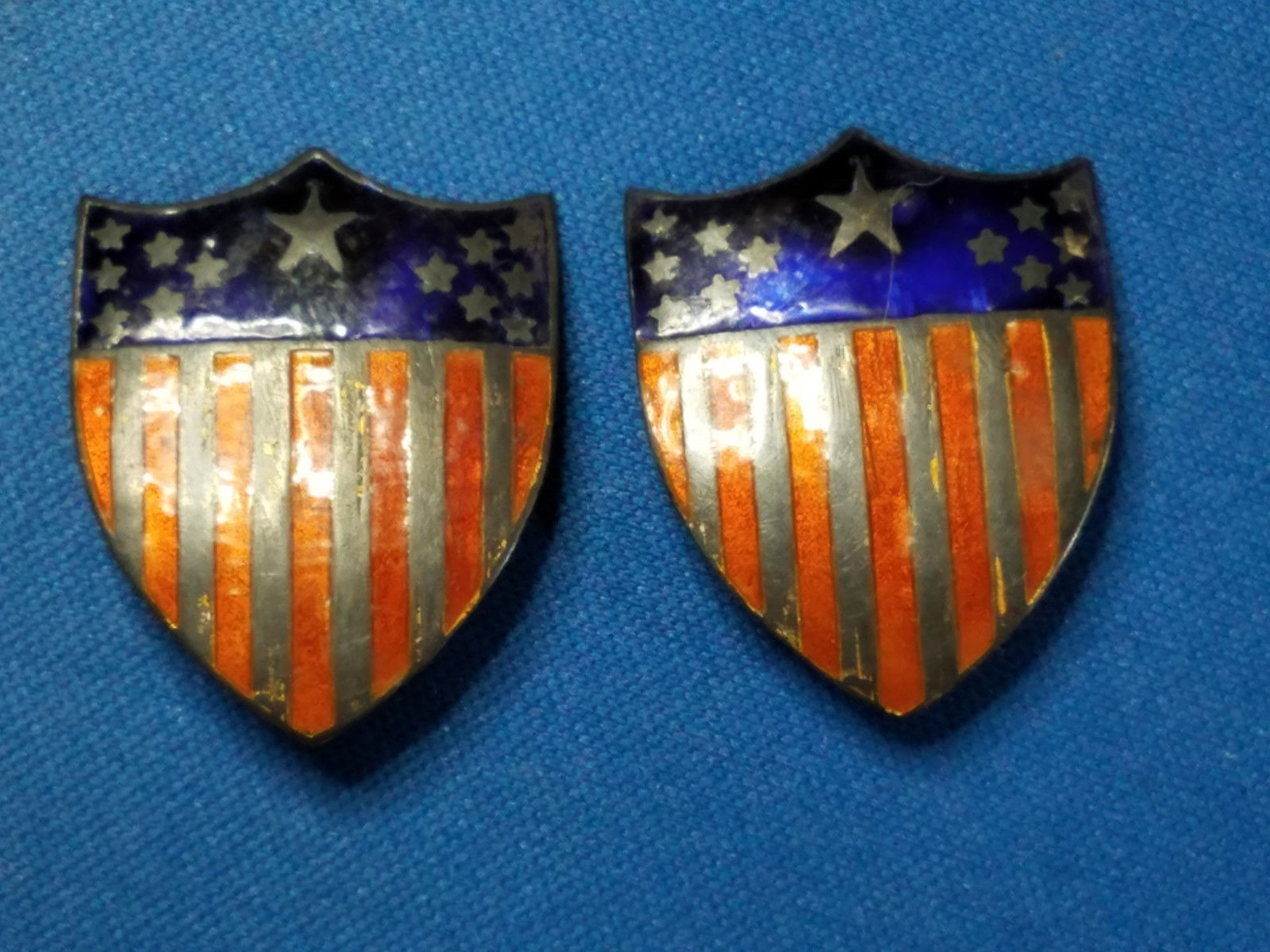 World War II U.S. military version of the original army officer general assistant adjutant silver enamel color collar badge collar badge