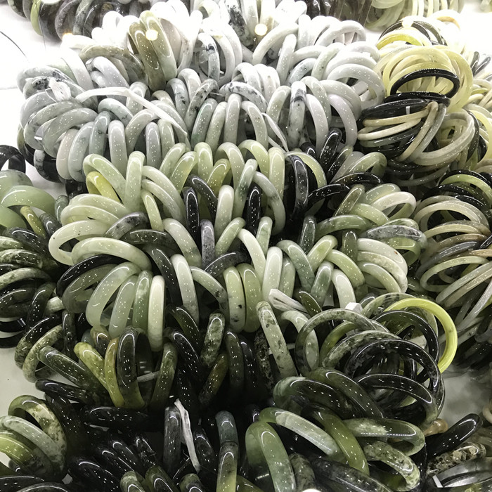 Live TV special photo of natural Xiu jade bracelet manufacturer direct direct caliber of old Yuhe River grinding jade and Tian Yunew