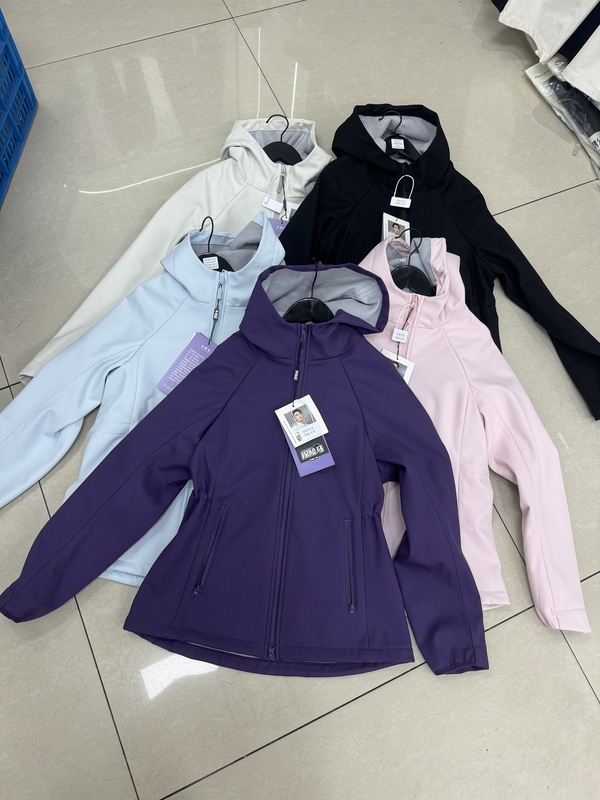 Women's Softshell Jacket, Windproof, Waterproof, Breathable, Outdoor Waist-Cinching Mountaineering Jacket 966Xu