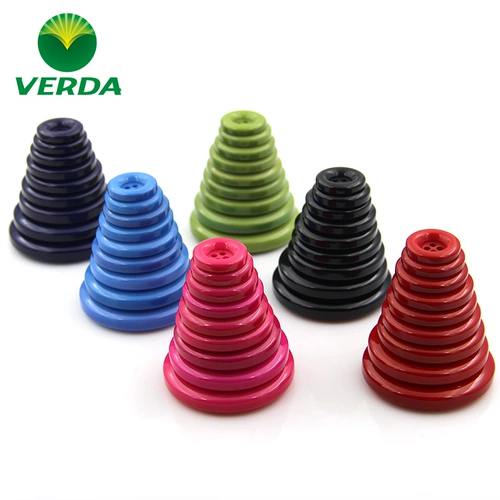 Красочная смола с четырьмя глазами черная кнопка круглой кнопки Кнопка одежды детская одежда ручной работы