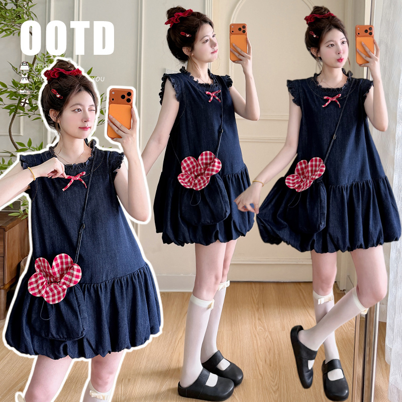 Maternity Wear 2026 Summer New Style Age-Reducing Fashionable Denim Flutter Sleeve Loose Slimming Petite Floral Dress Maternity Wear 2026 Summer New Style Age-Reducing Fashionable Denim Flutter Sleeve Loose Slimming Petite Floral Dress