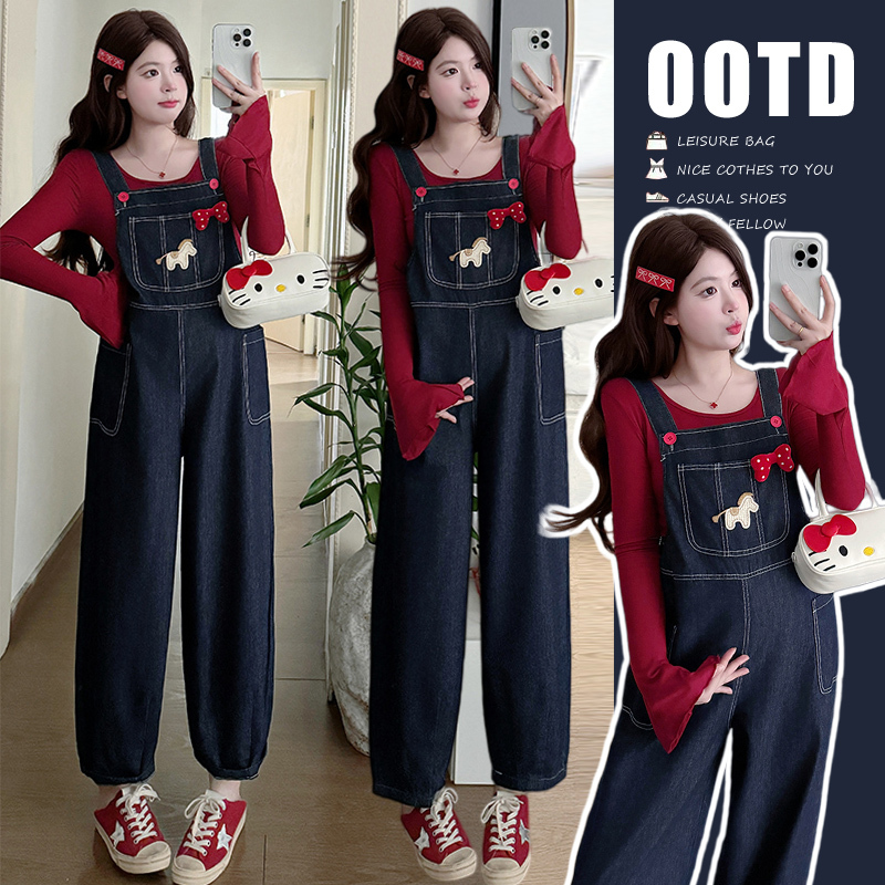 Maternity Wear 2026 Spring New Style Cartoon Embroidered Cute Denim Overalls + Bell-Sleeve Top Age-Reducing Set