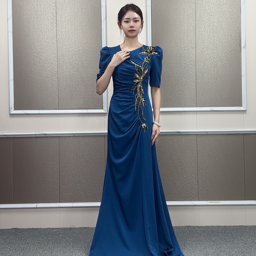 优雅升级！小红书女生发型大揭秘，气质翻倍秘籍!