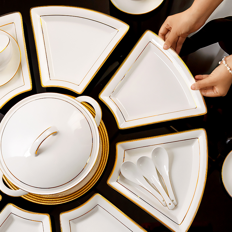 Longmeige 2026 New Model Gold-Edged Reunion Platter Bone China Plate Fan-Shaped Plate Bowl Plate Combination Set Gift Box