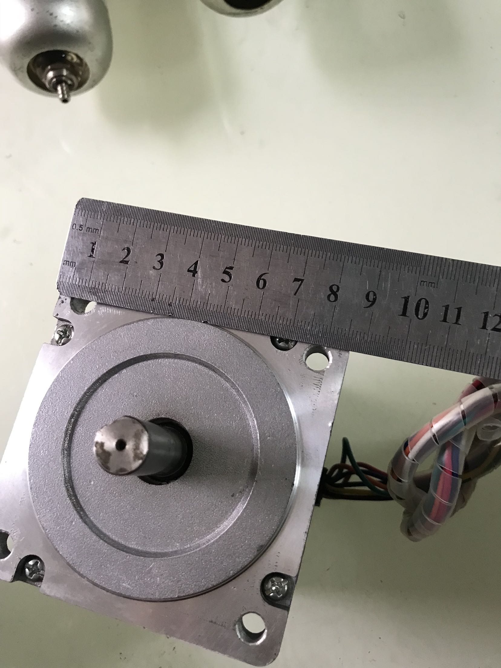 Demolition machine secondhand 85 stepper motor 8-wire shaft diameter: 1 26 cm Captain: 7 7 cm physical figure