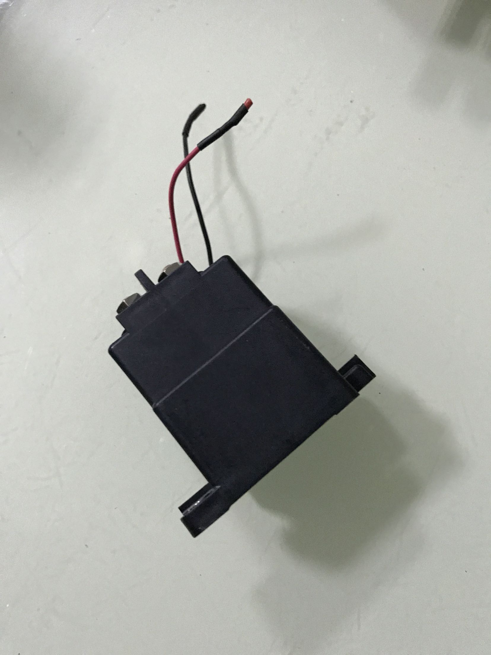 Macro Fat high-pressure DC contactor HFE18-100 24-HL4 High pressure DC relay 750VDC 100A