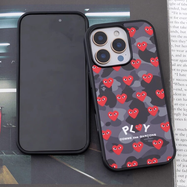 Comme Des Garcons Play New MagSafe Luxury Plus/Pro/Max – 16, 15, 14, 13, 12 iPhone Case