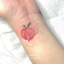 BYZHENZI hazelnut this shop wrist peach waterproof girl lasting ins Wind soft sister cute tattoo stickers