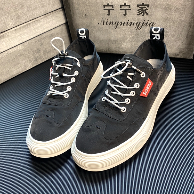 2022 new slip-on men's shoes autumn breathable trend all-match canvas shoes Korean sports and leisure men's sneakers