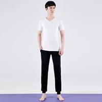 Белые штаны, V-образный вырез, короткий рукав