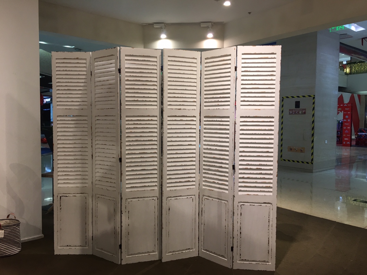 Nước Pháp trắng retro cũ cửa chớp gỗ rắn màn hình cửa hàng quần áo trang trí cửa sổ phân vùng chụp nền - Màn hình / Cửa sổ lam gỗ phòng khách đẹp
