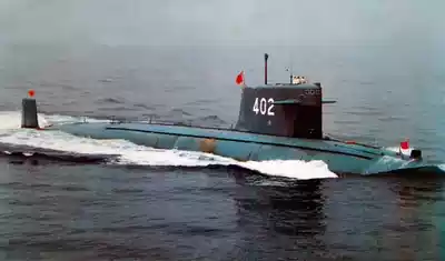 1 700 Chinese Navy 091-class Han-class attack nuclear submarine full-bottom version