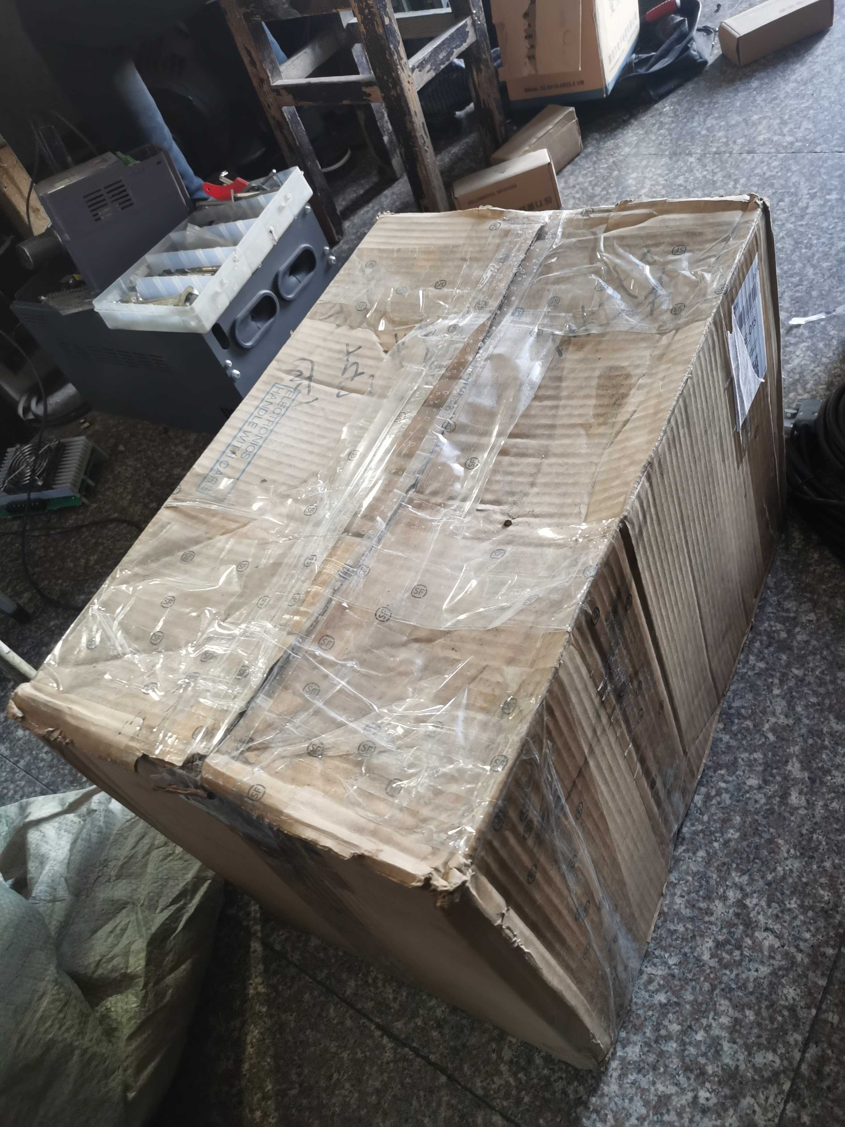 Anhuan frequency converter A1000 CIMR-AB4A0044FBA FAA 18 5KW 22KW brand new original dress