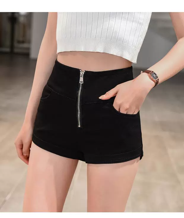 Mùa hè 2019 mới quần short denim trắng nữ dây kéo đỏ cao eo thon gọn gợi cảm bó sát sinh viên nóng bỏng quần thủy triều - Quần short