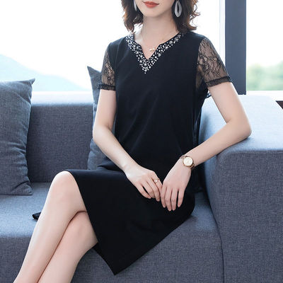 大码女装2021夏装新款黑色蕾丝遮肚子遮肉v领减龄显瘦连衣裙