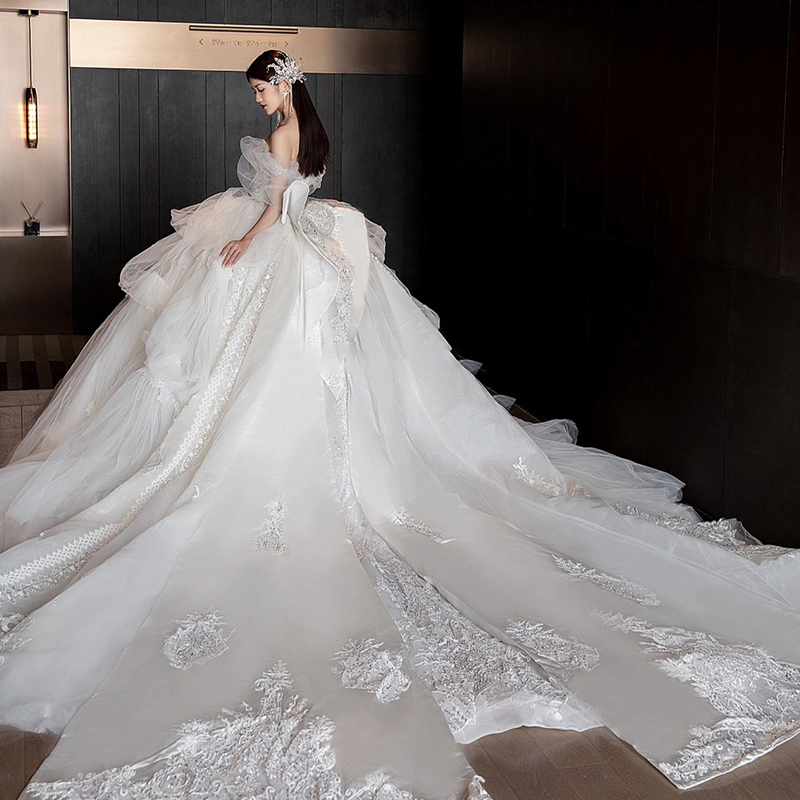  XL+White trailer wedding dress   - $8.64 
